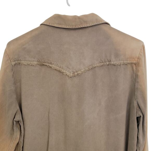 Cloth & Stone Long Sleeve Button Down Shirt Faded Ombre Distressed Medium Beachy - Picture 6 of 13